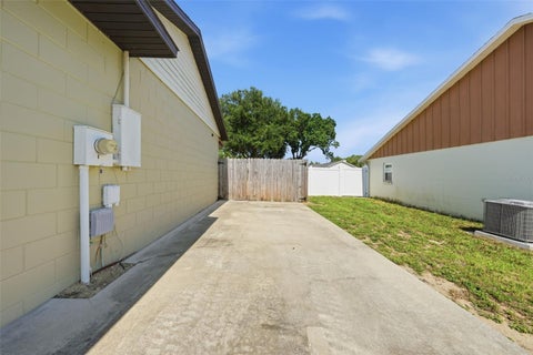 Tiny photo for 103 Ridgecrest Drive, Eustis, FL 32726 (MLS # O6418605)