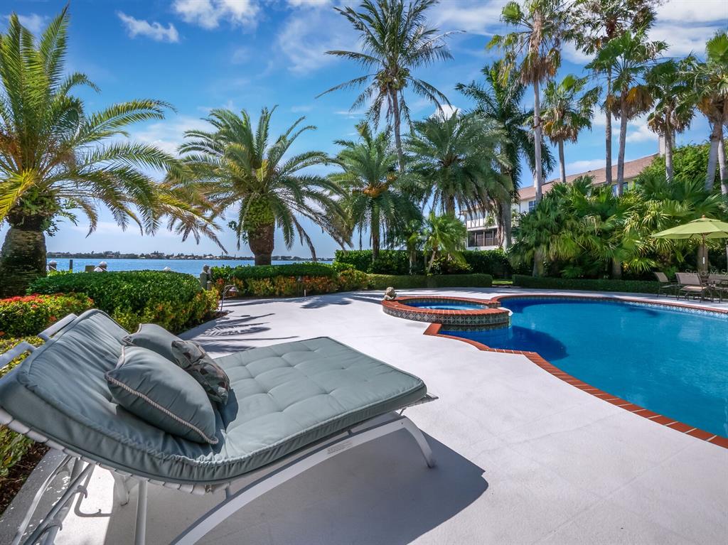 SUNSET HARBOR - Residential