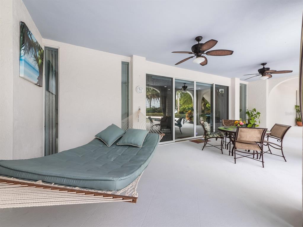 SUNSET HARBOR - Residential