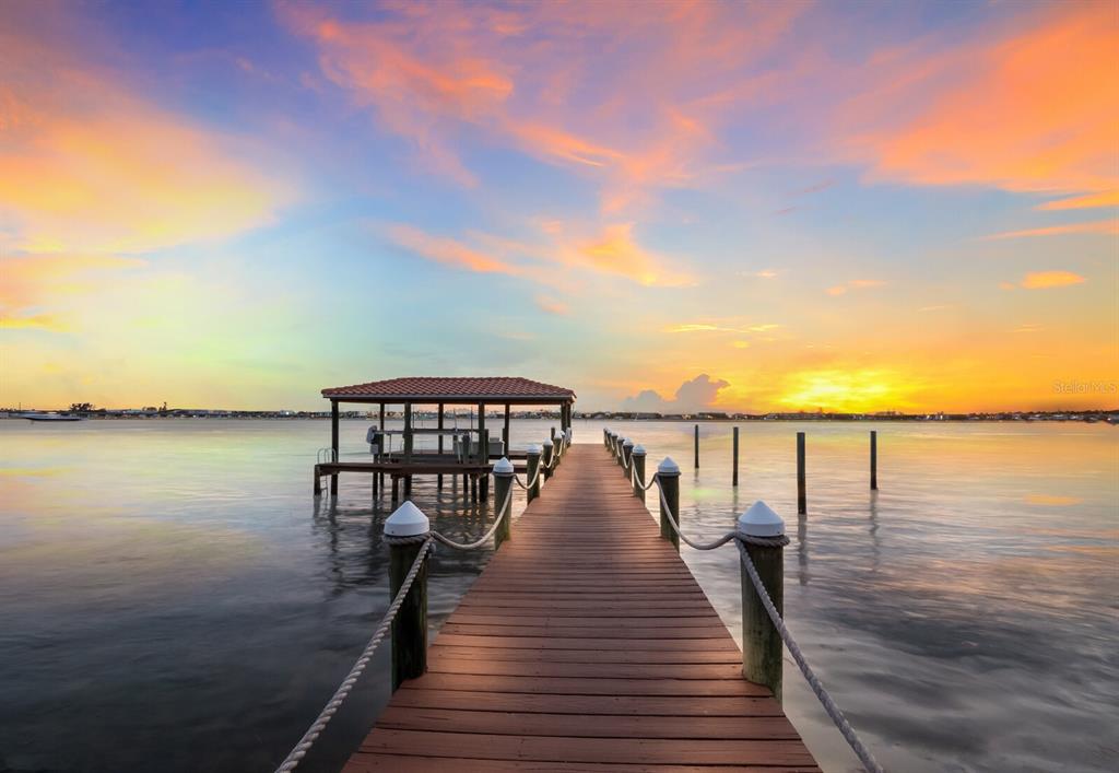 SUNSET HARBOR - Residential