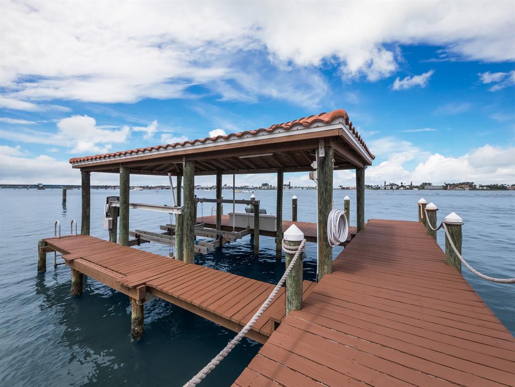 SUNSET HARBOR - Residential