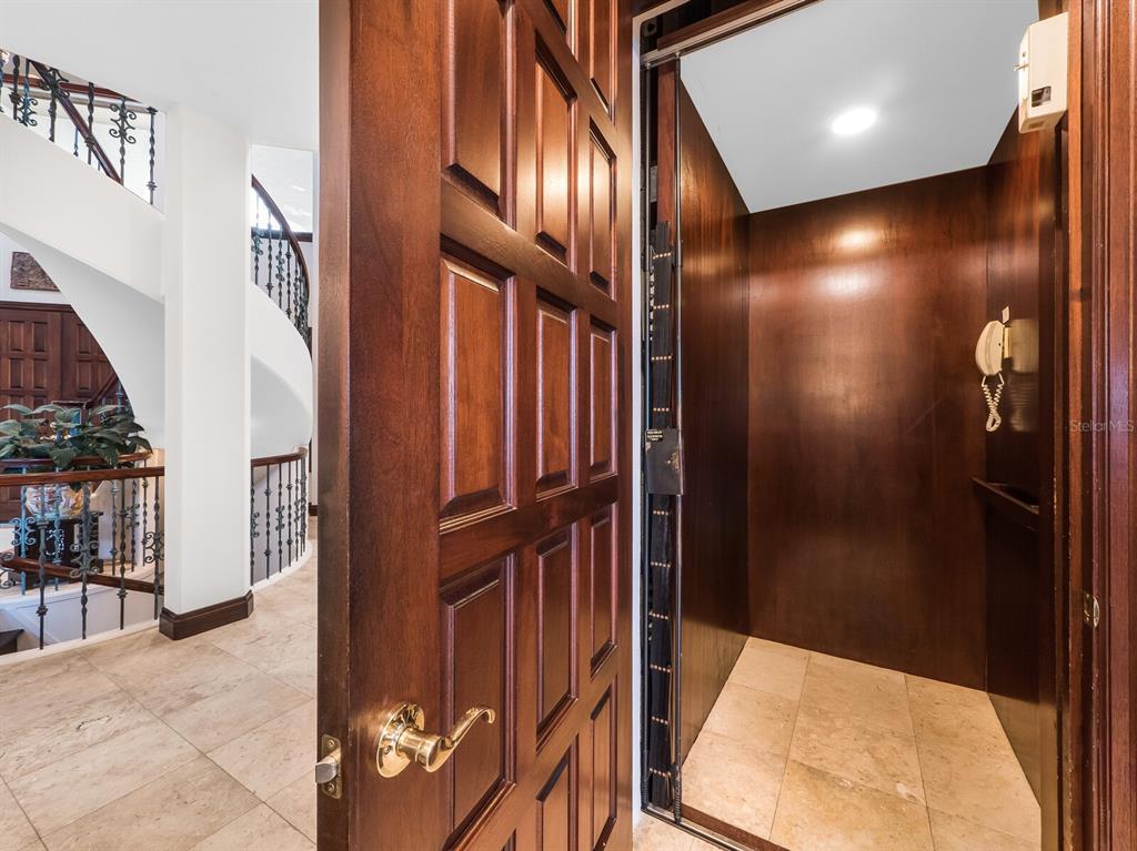 SUNSET HARBOR - Residential