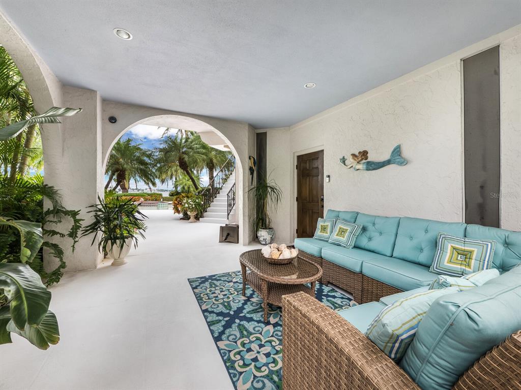 SUNSET HARBOR - Residential