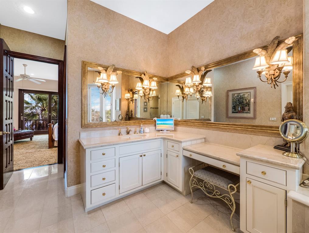 SUNSET HARBOR - Residential