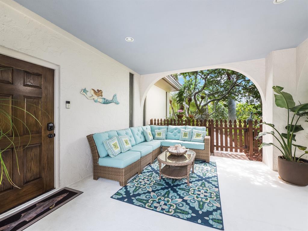 SUNSET HARBOR - Residential