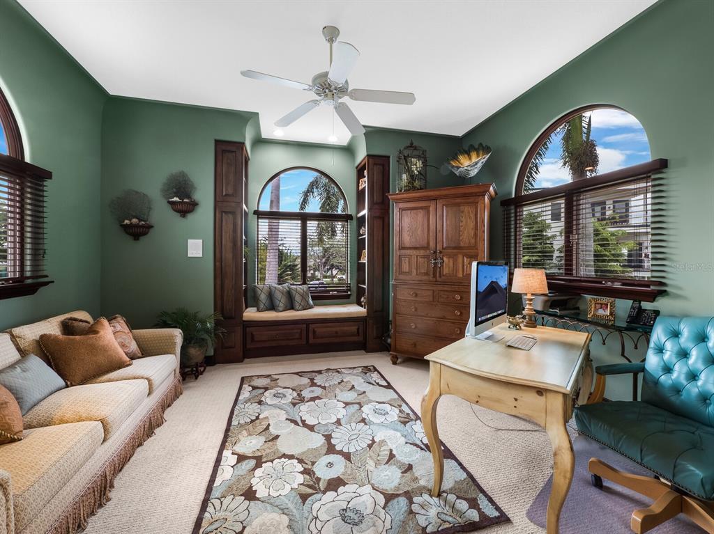 SUNSET HARBOR - Residential