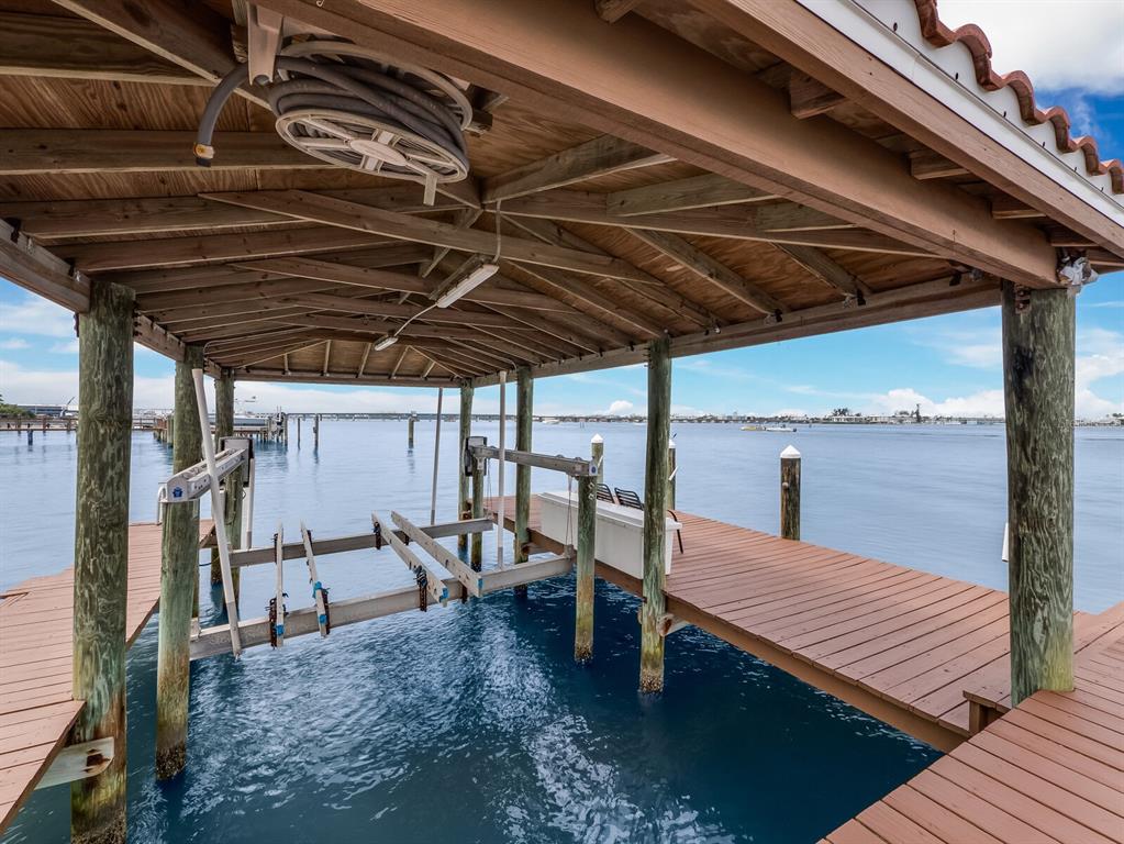 SUNSET HARBOR - Residential