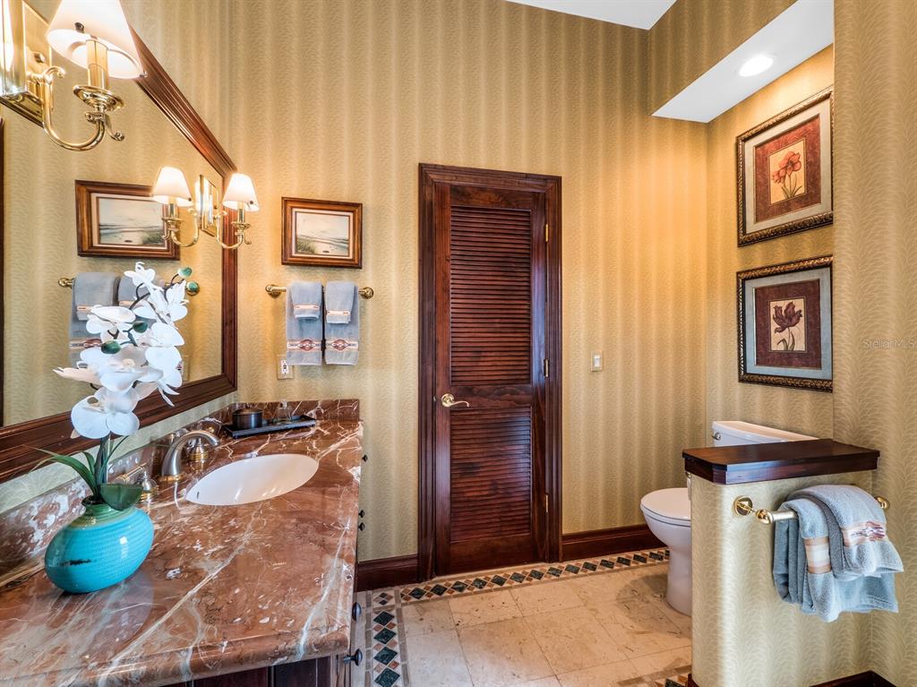 SUNSET HARBOR - Residential