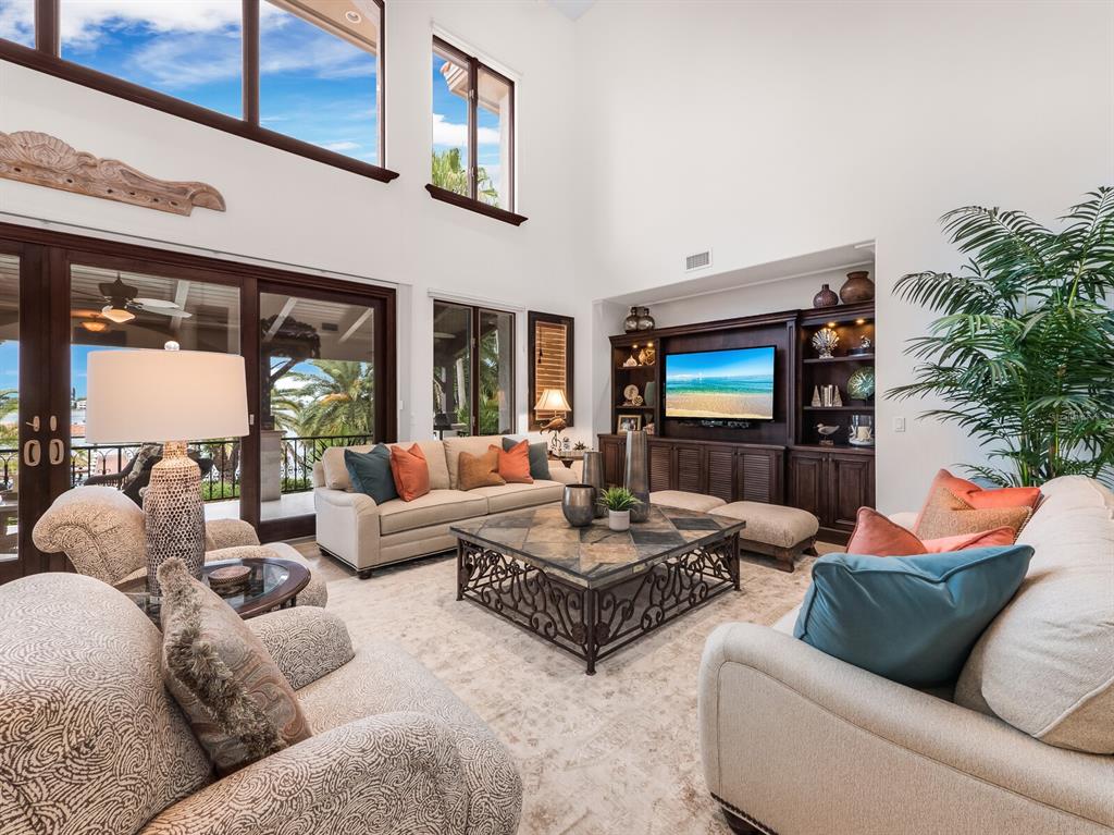 SUNSET HARBOR - Residential