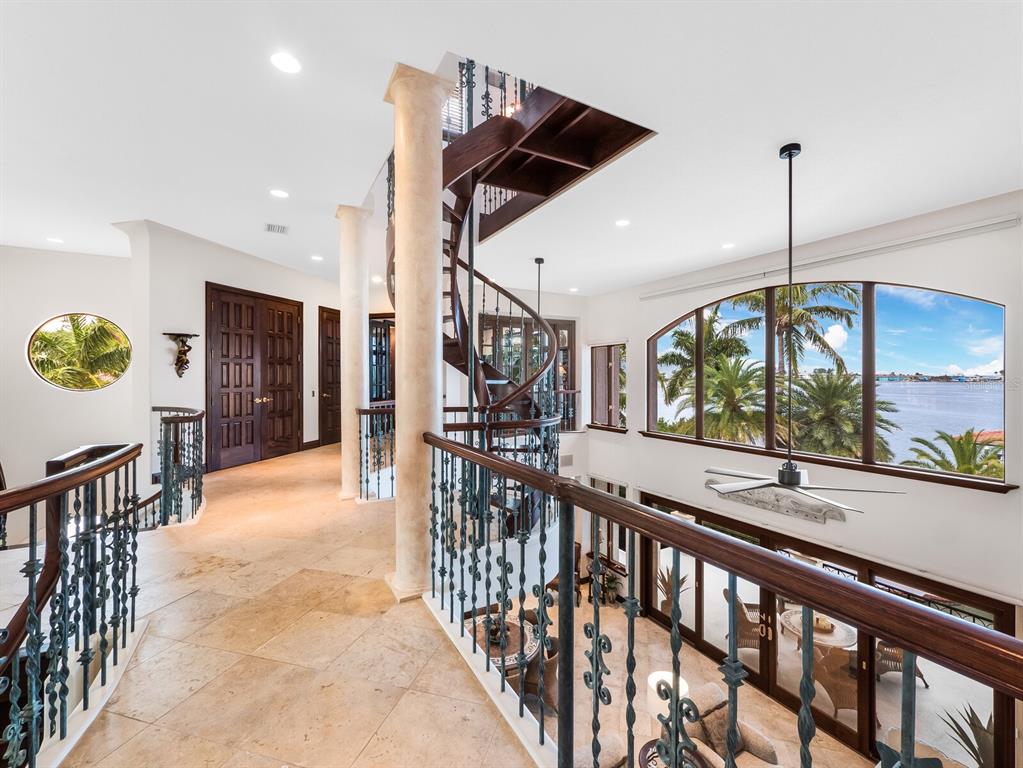 SUNSET HARBOR - Residential