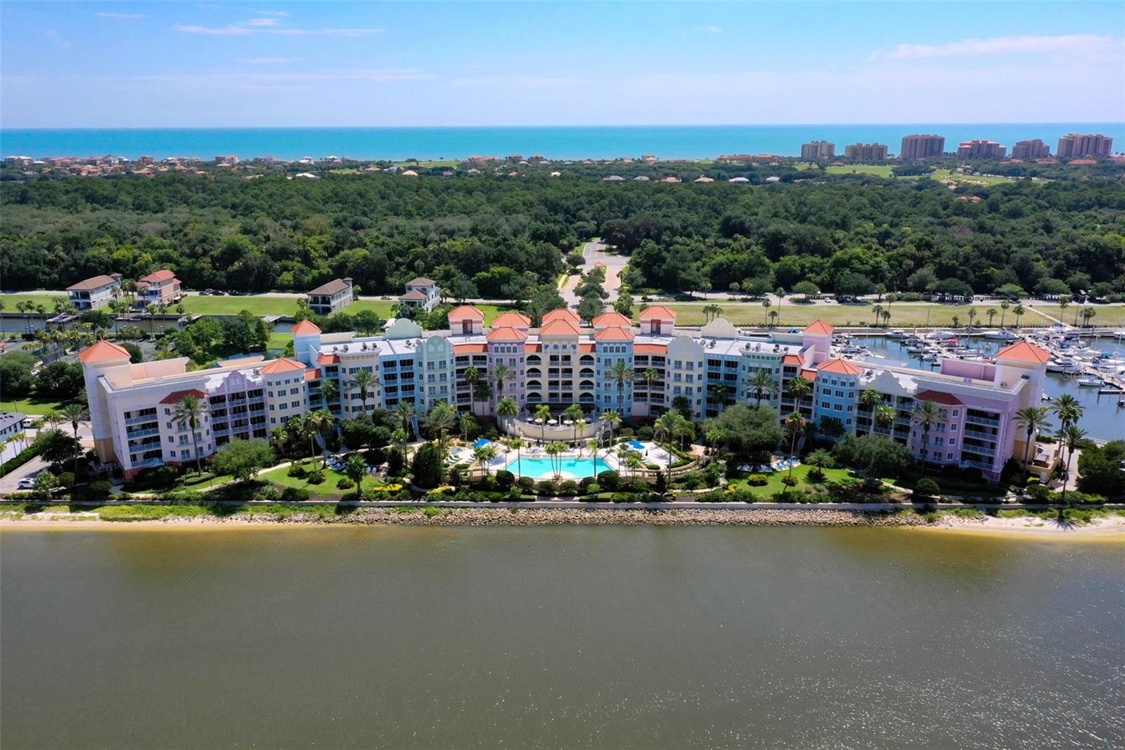 102 YACHT HARBOR DRIVE 569
