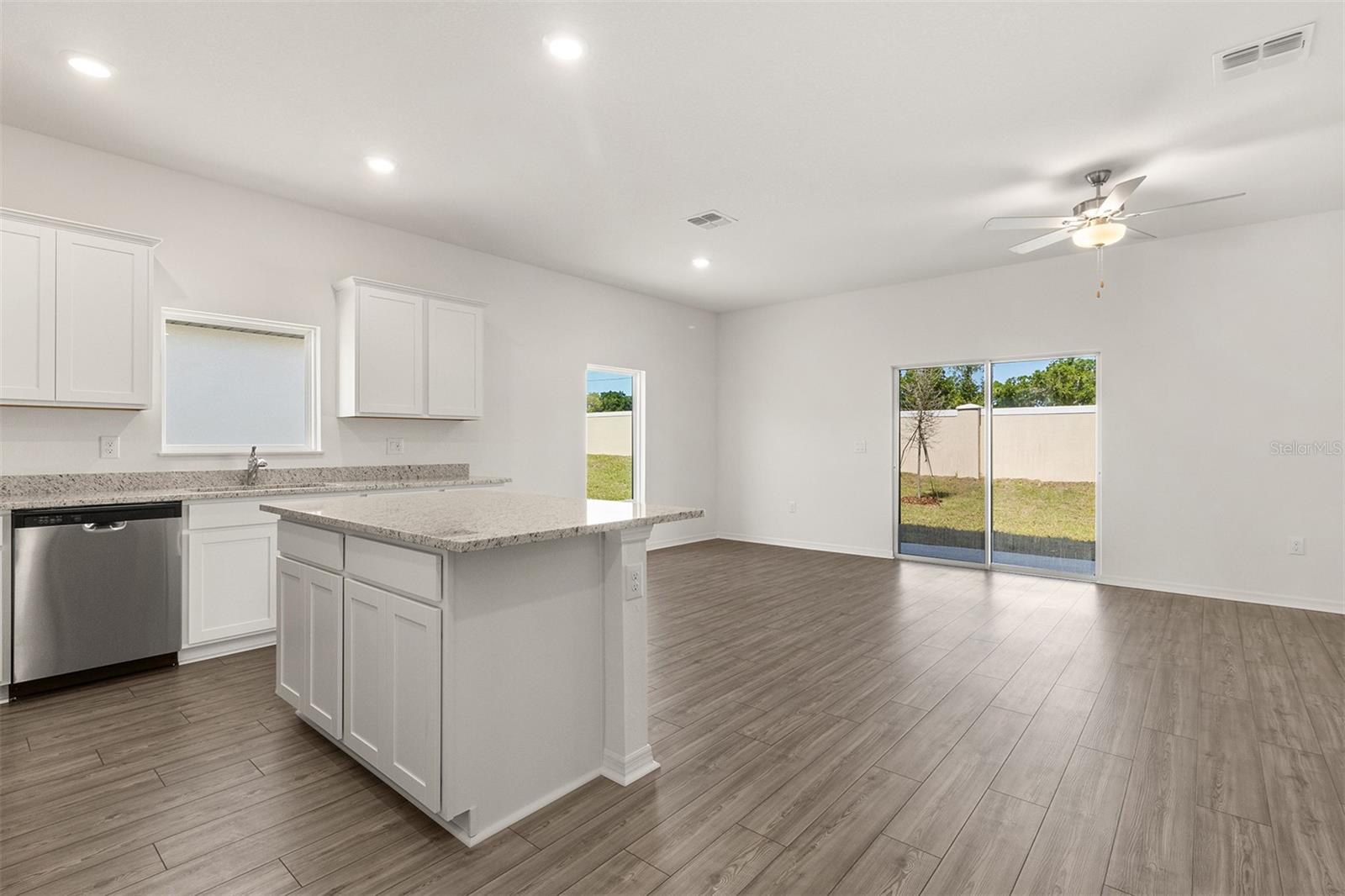 PEACH CROSSINGS - Residential