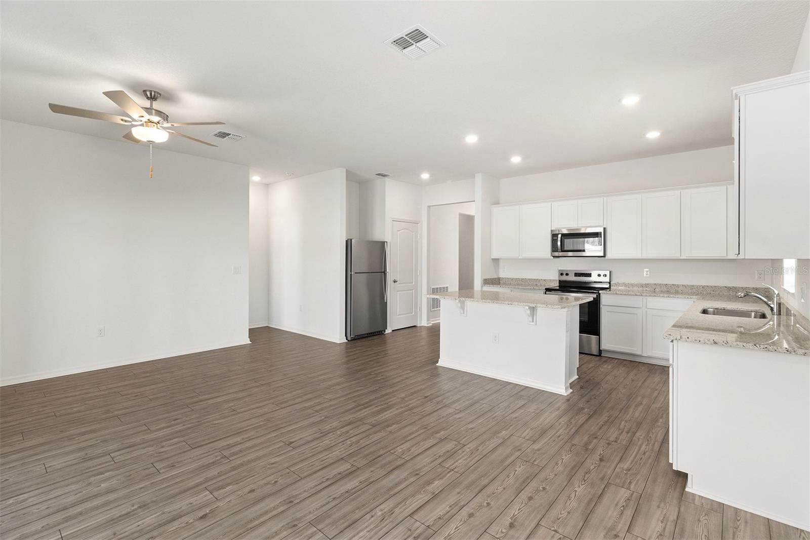 PEACH CROSSINGS - Residential