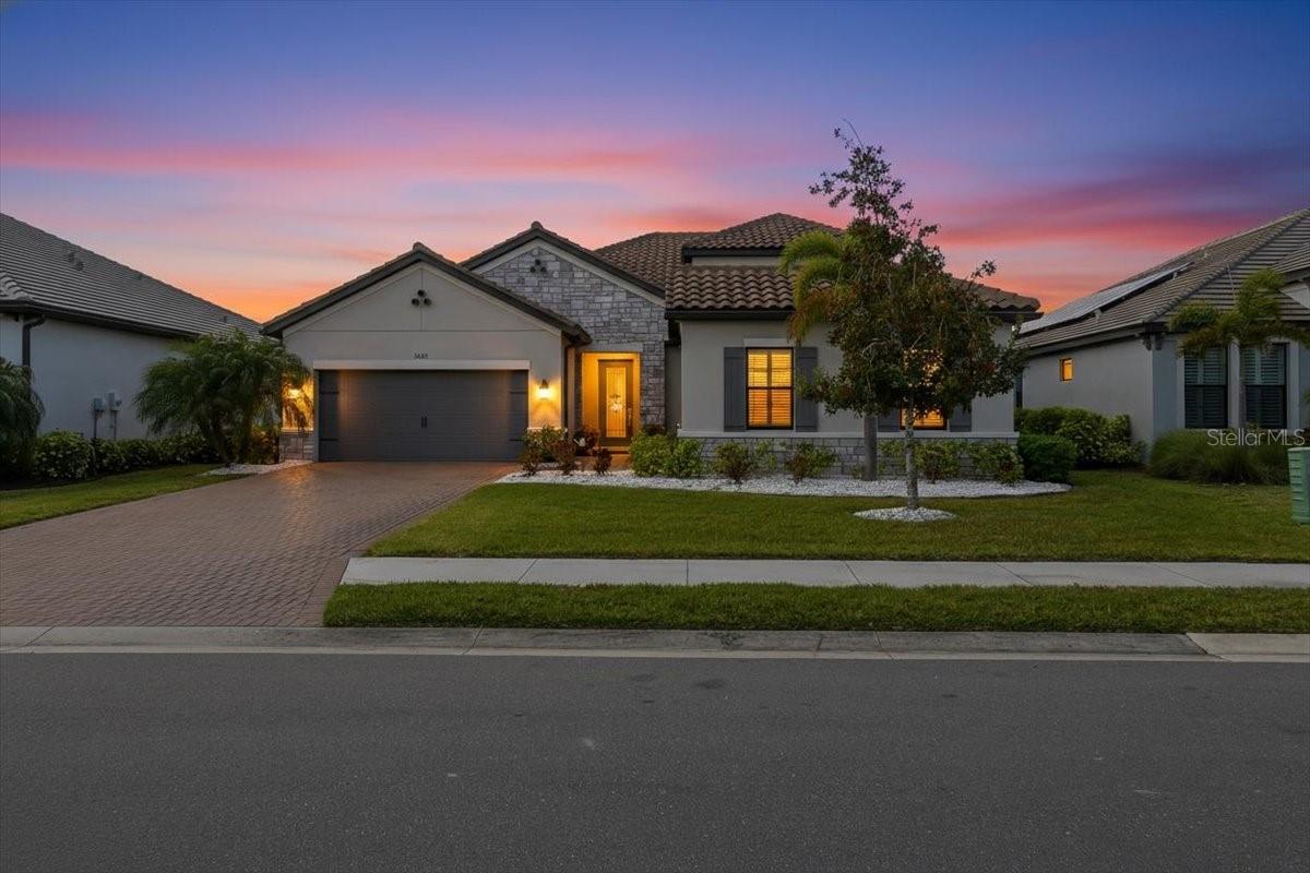 2028 WOODLEAF HAMMOCK COURT