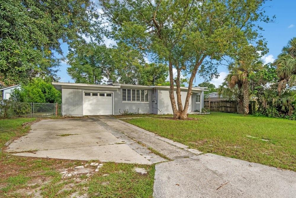 Photo of 611 San Juan Boulevard, Orlando, FL 32807 (MLS # O6448850)