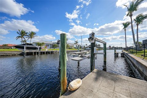 A home in PUNTA GORDA