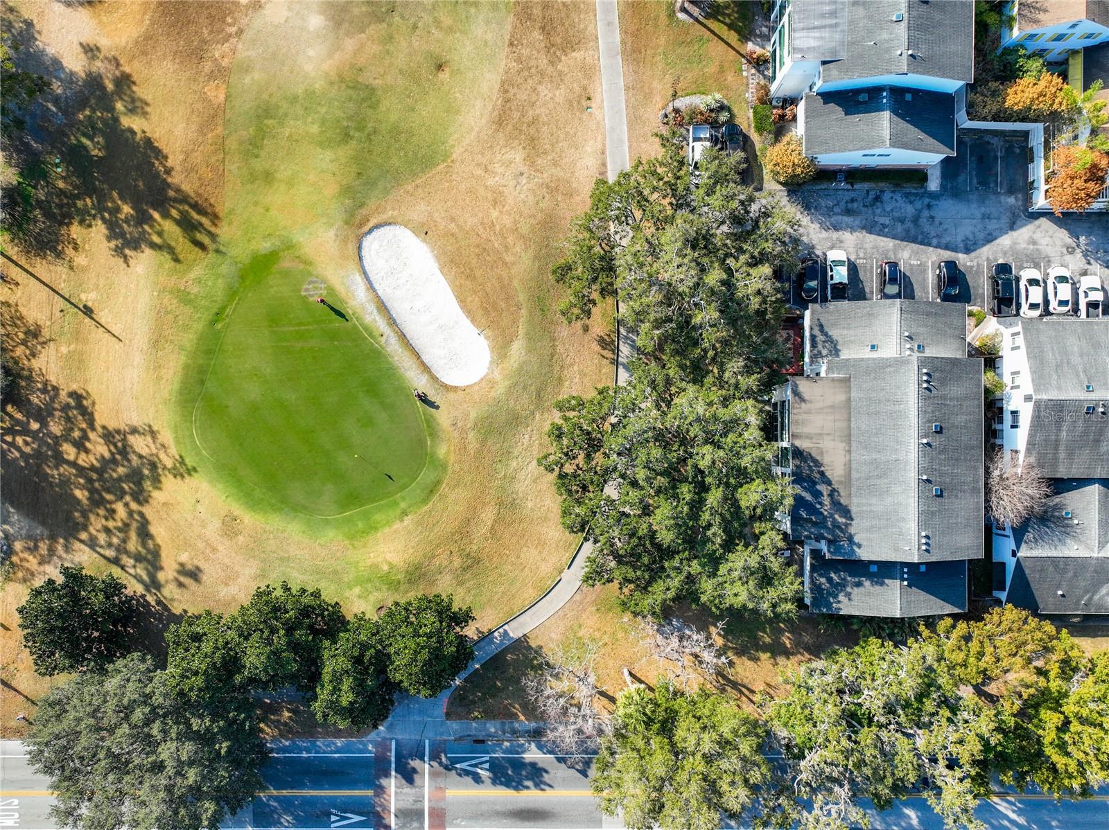 GREENS CONDO PH 03 - Residential