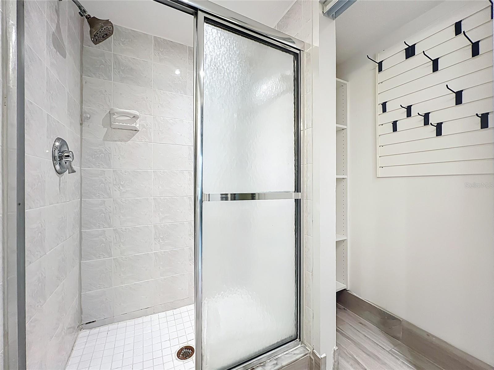 GREENS CONDO PH 03 - Residential