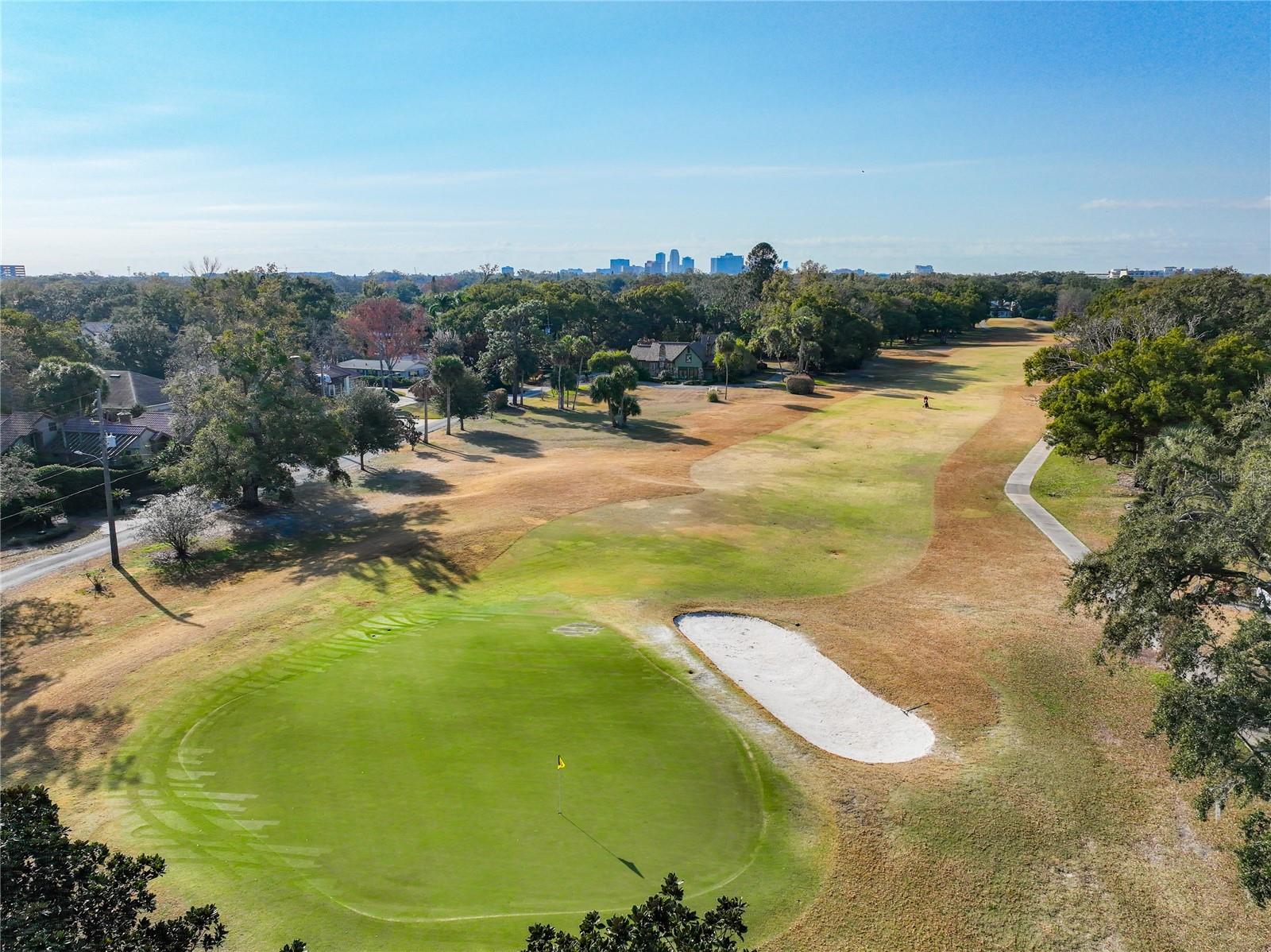 GREENS CONDO PH 03 - Residential