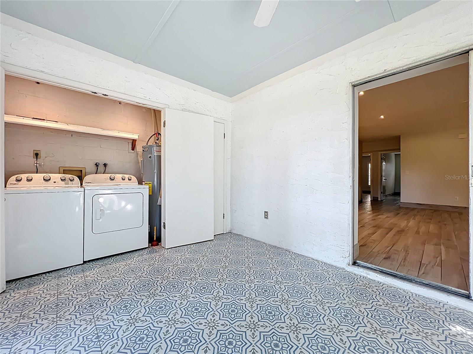 GREENS CONDO PH 03 - Residential