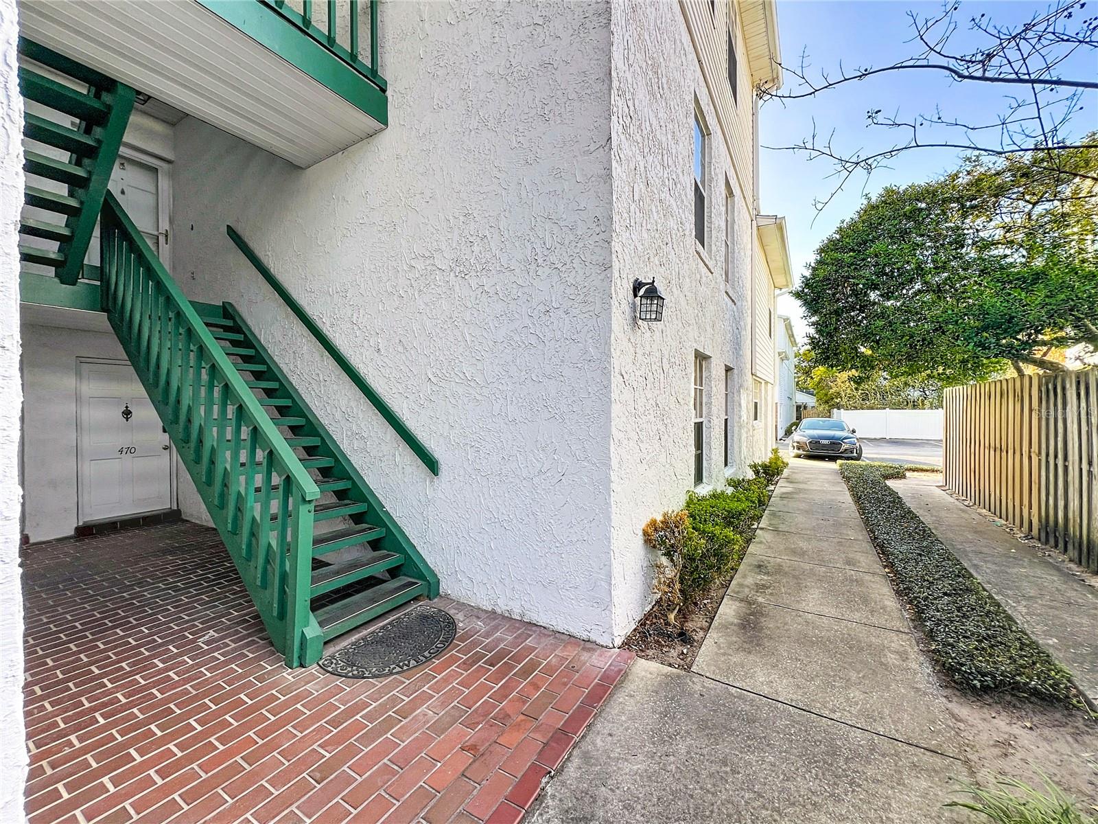 GREENS CONDO PH 03 - Residential