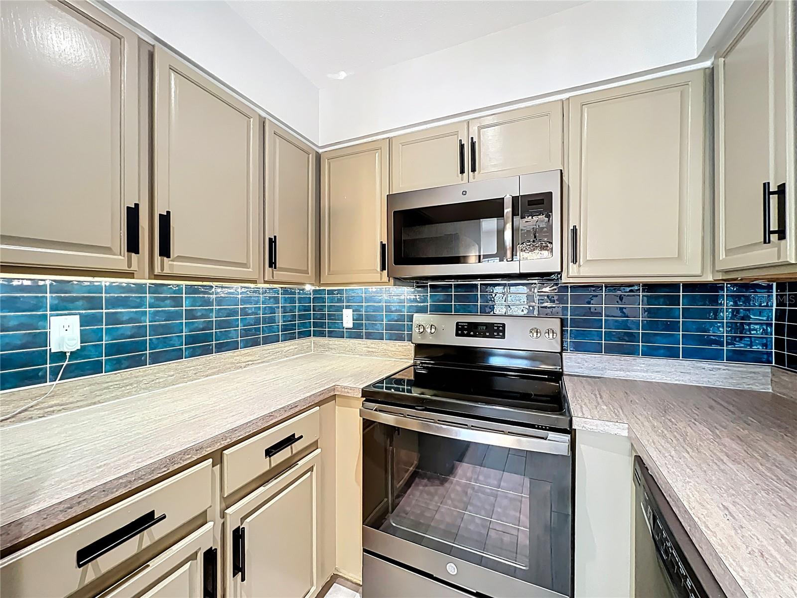 GREENS CONDO PH 03 - Residential