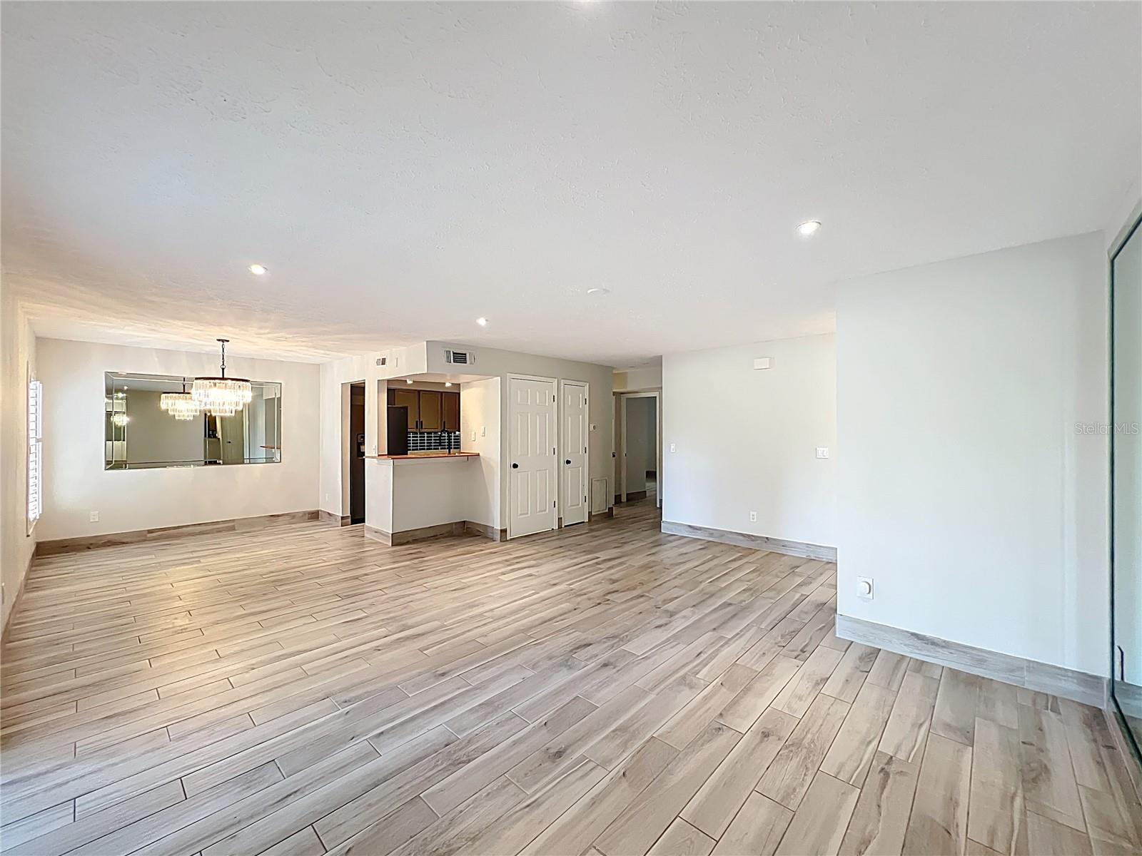 GREENS CONDO PH 03 - Residential