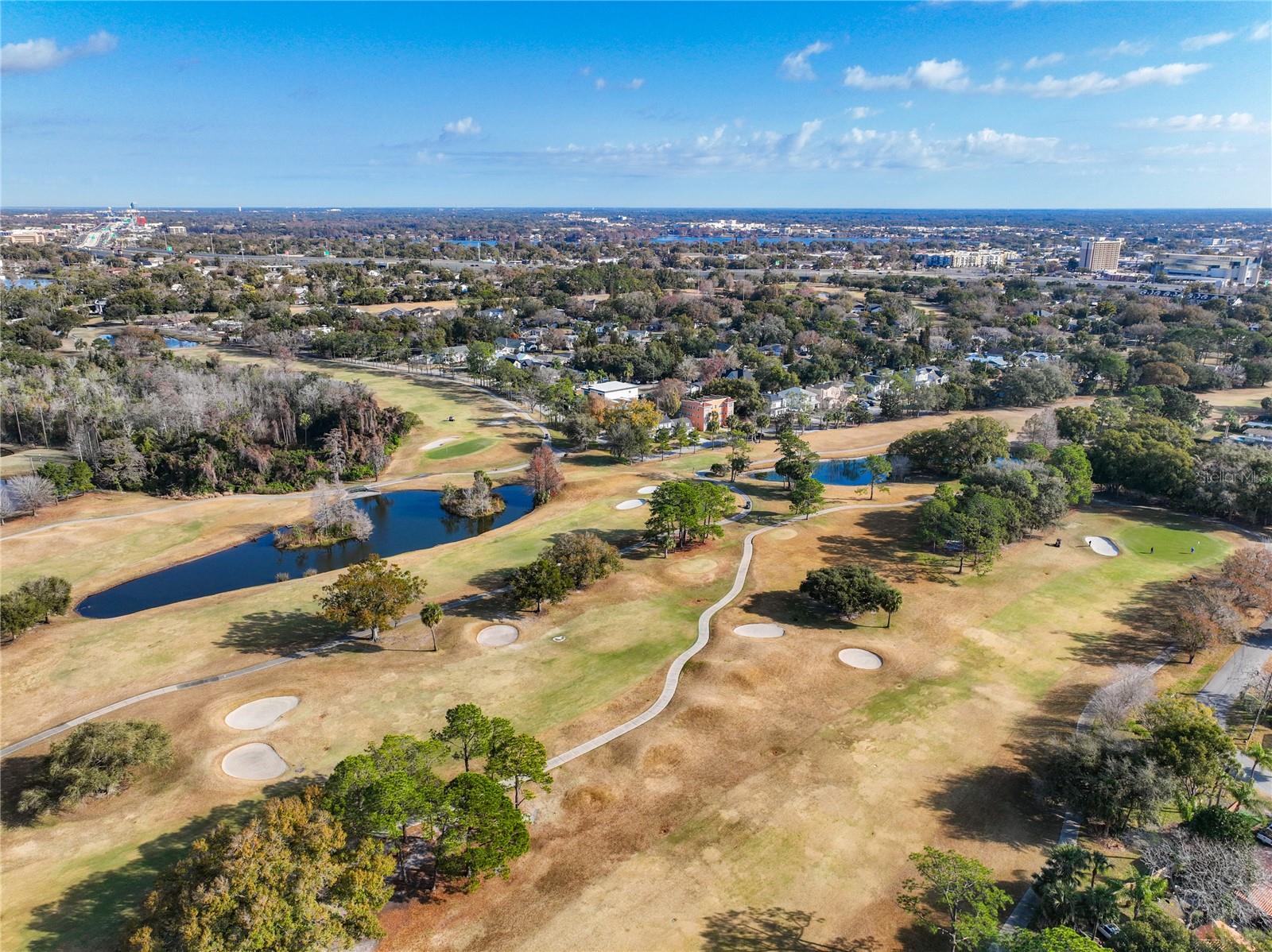 GREENS CONDO PH 03 - Residential