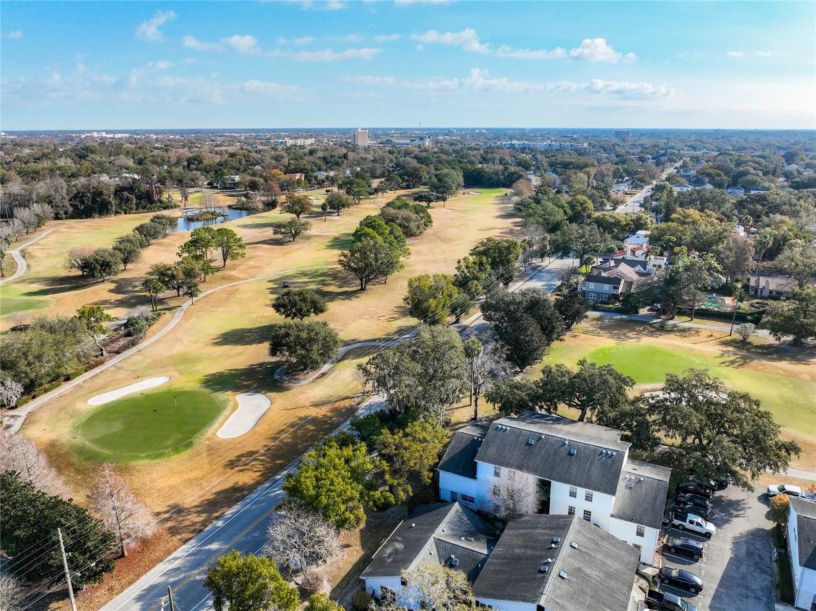 GREENS CONDO PH 03 - Residential