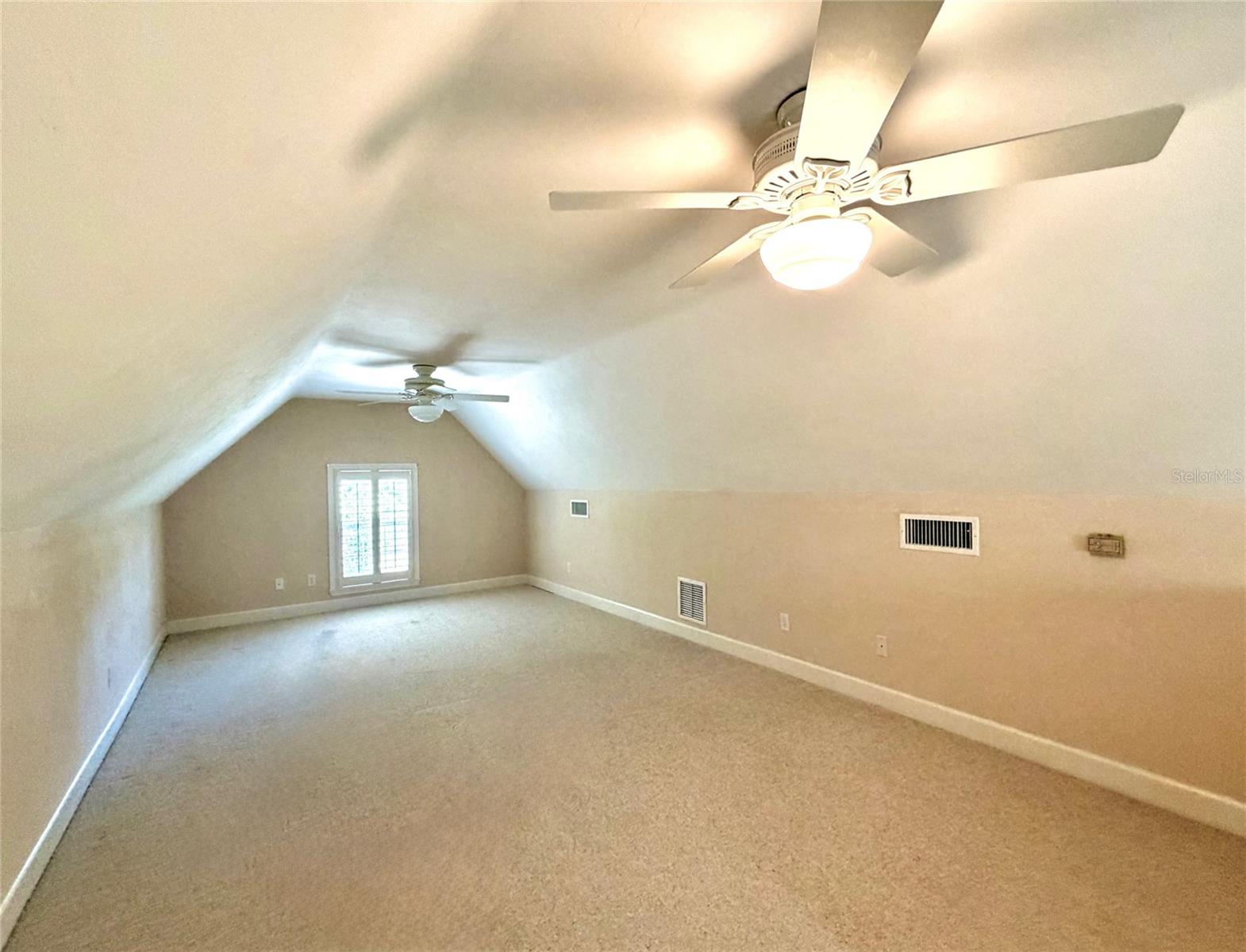 KELSTON LANE CLUSTER - Residential