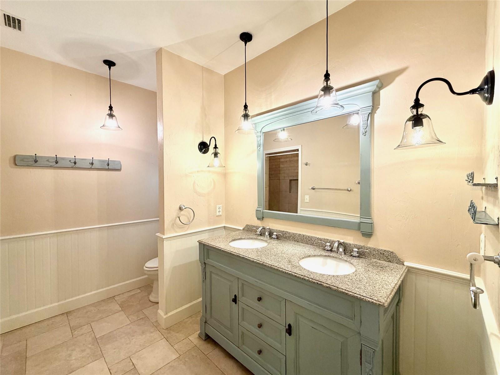 KELSTON LANE CLUSTER - Residential