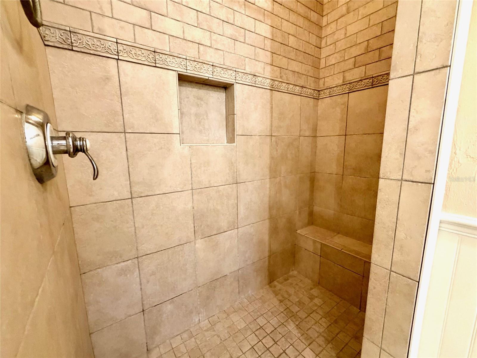 KELSTON LANE CLUSTER - Residential