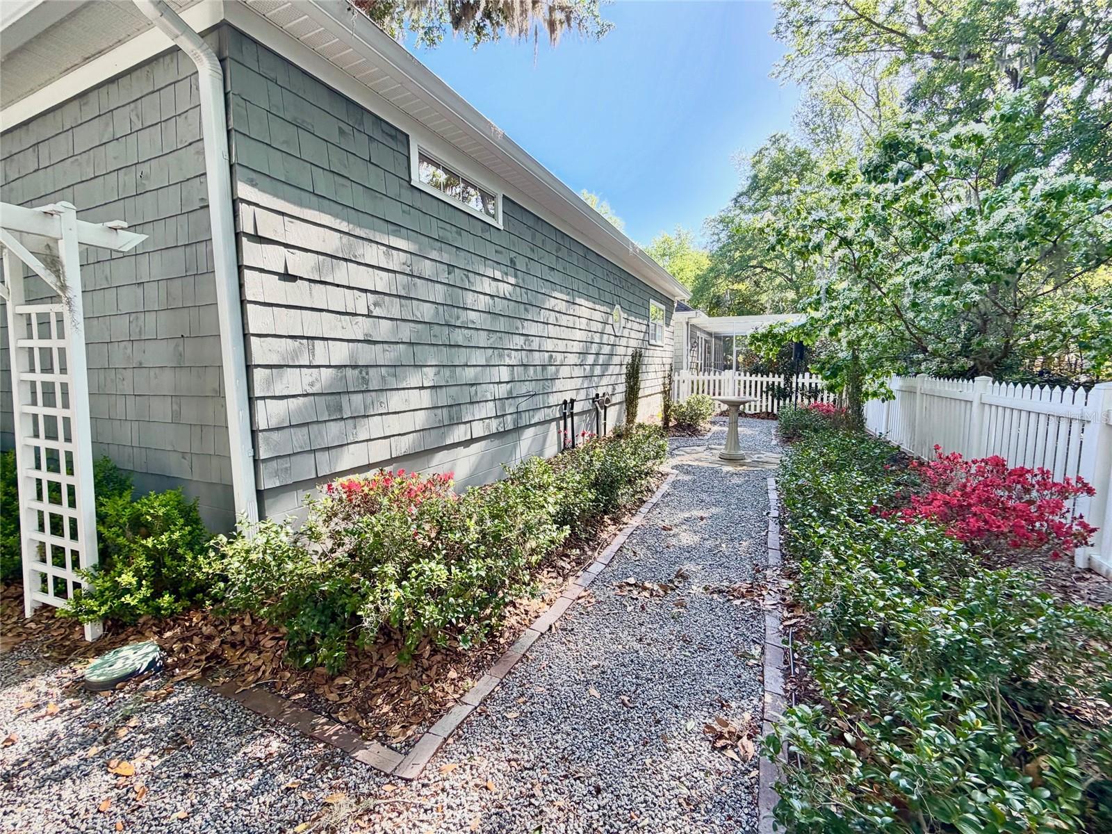 KELSTON LANE CLUSTER - Residential