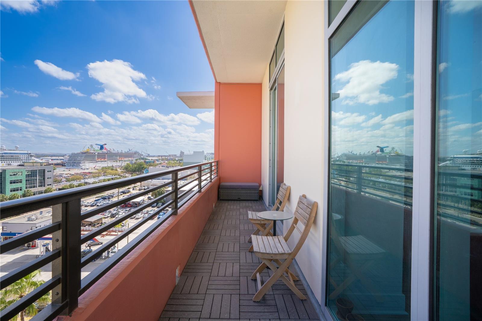 GRAND CENTRAL AT KENNEDY RESID - Residential