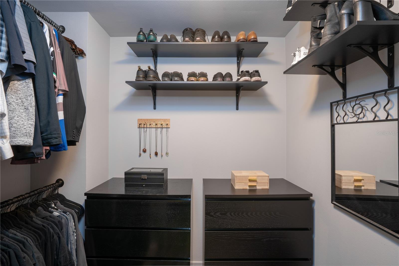 GRAND CENTRAL AT KENNEDY RESID - Residential