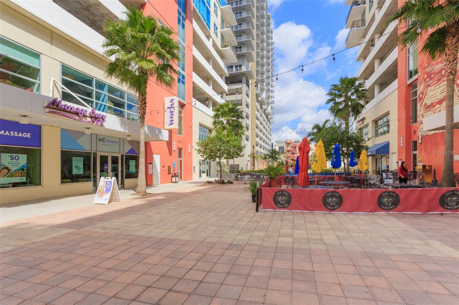 GRAND CENTRAL AT KENNEDY RESID - Residential