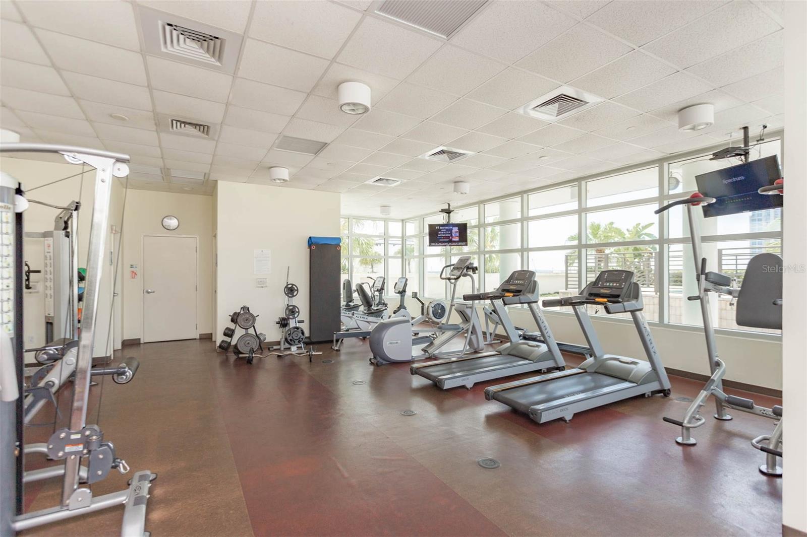 GRAND CENTRAL AT KENNEDY RESID - Residential