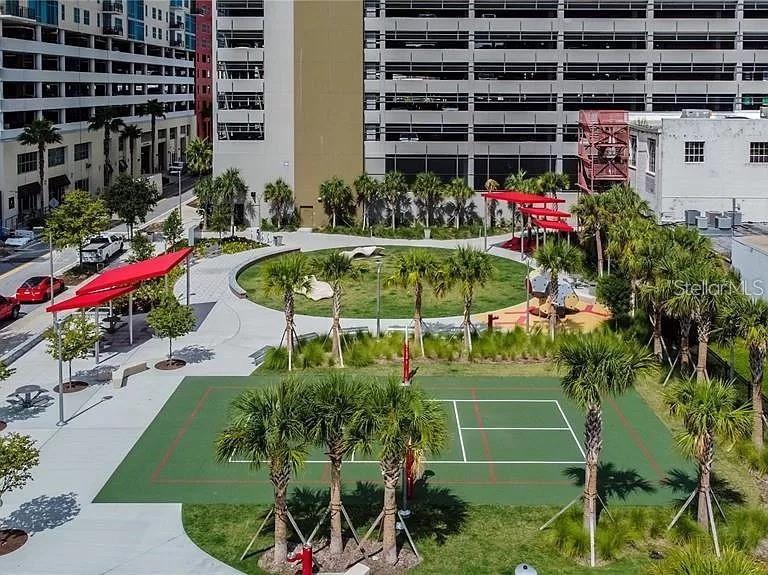 GRAND CENTRAL AT KENNEDY RESID - Residential