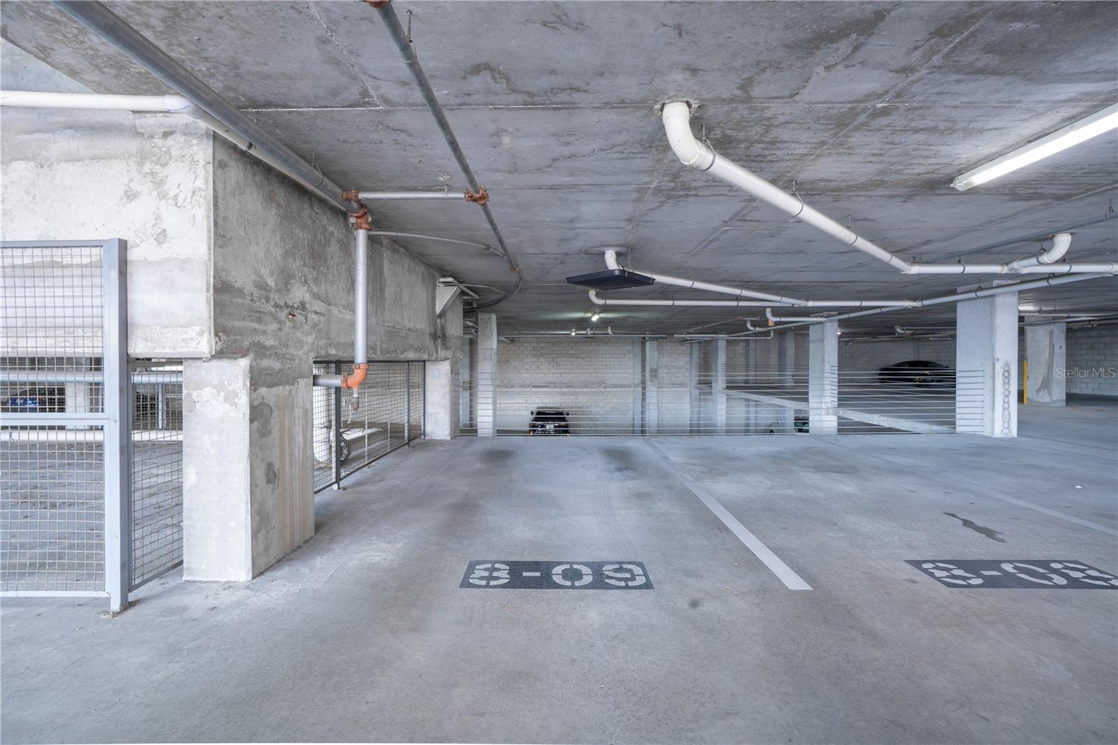 GRAND CENTRAL AT KENNEDY RESID - Residential