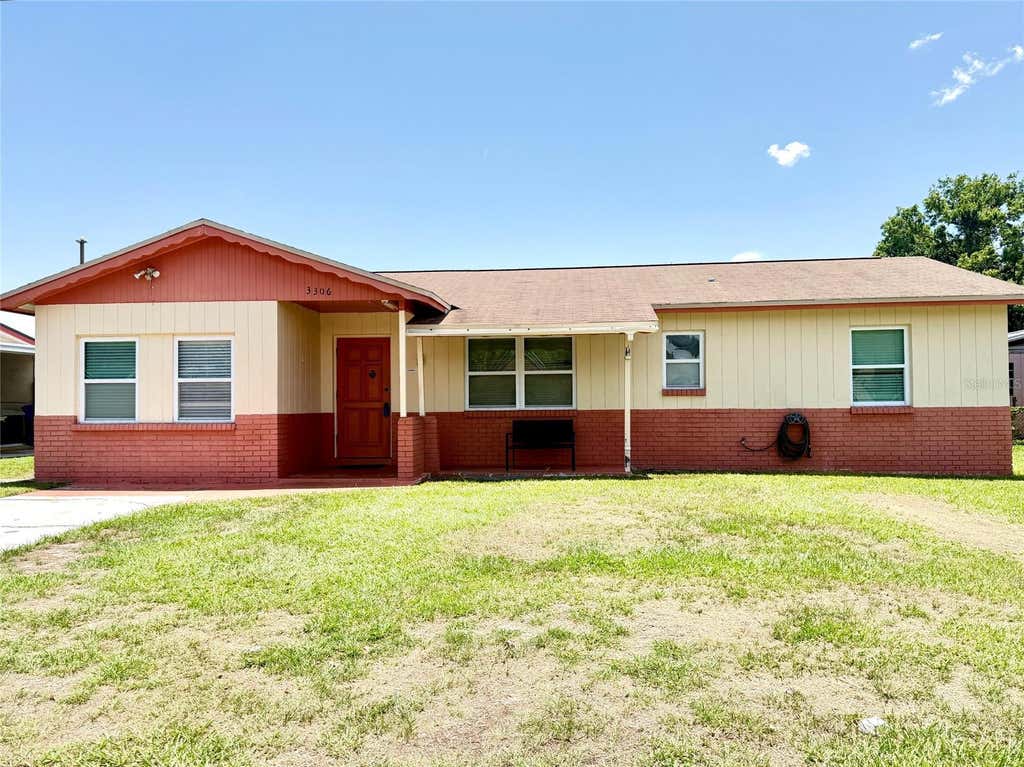 Photo of 3306 W Burke Street, Tampa, FL 33614 (MLS # TB8526852)