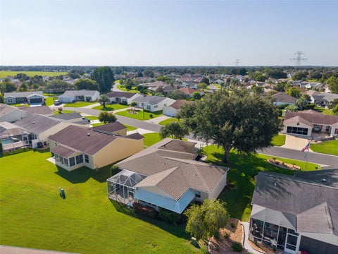 Tiny photo for 2018 Castano Place, Lady Lake, FL 32159 (MLS # G5116434)