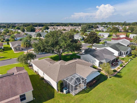 Tiny photo for 2018 Castano Place, Lady Lake, FL 32159 (MLS # G5116434)