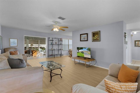 Tiny photo for 2018 Castano Place, Lady Lake, FL 32159 (MLS # G5116434)