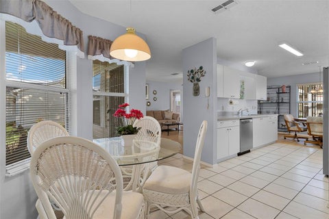 Tiny photo for 2018 Castano Place, Lady Lake, FL 32159 (MLS # G5116434)