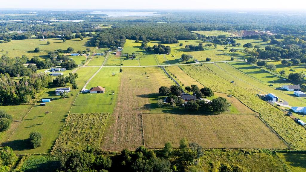 HILLTOP CITRUS ESTATES - Land