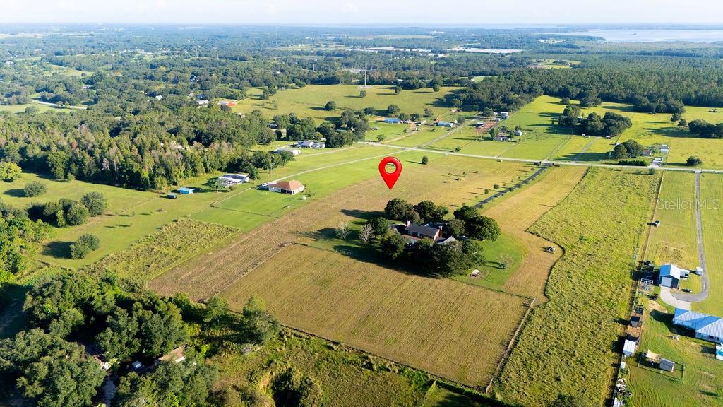 HILLTOP CITRUS ESTATES - Land