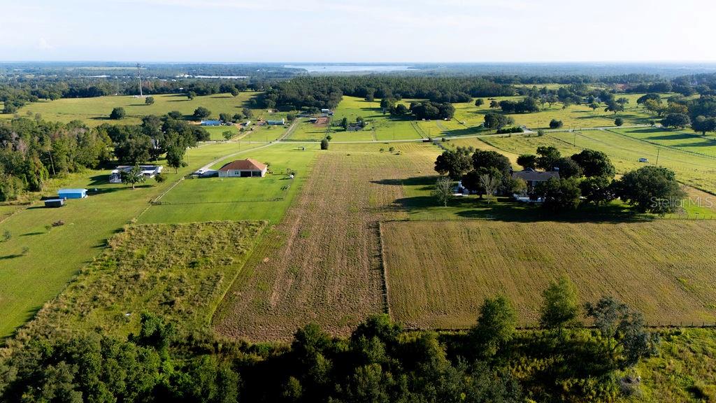 HILLTOP CITRUS ESTATES - Land