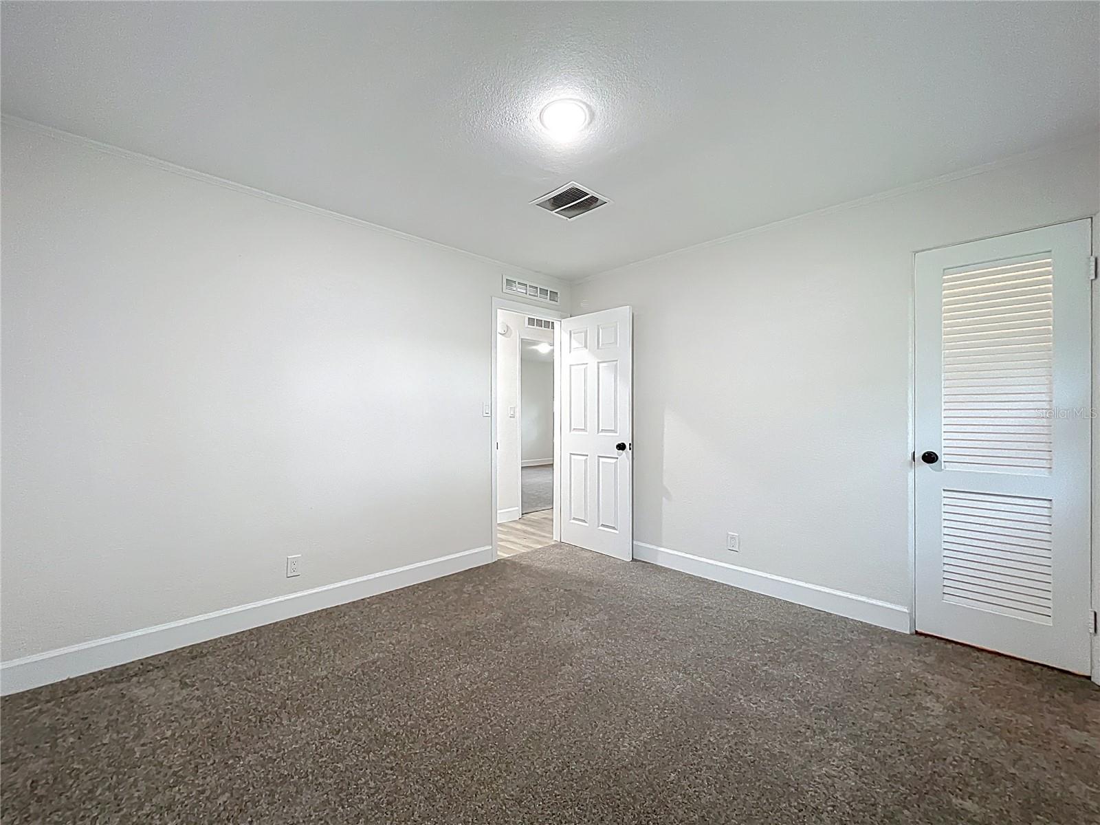 BEVERLY TERRACE DEDICATED AS MIRROR LAKE FIRST ADD - Residential