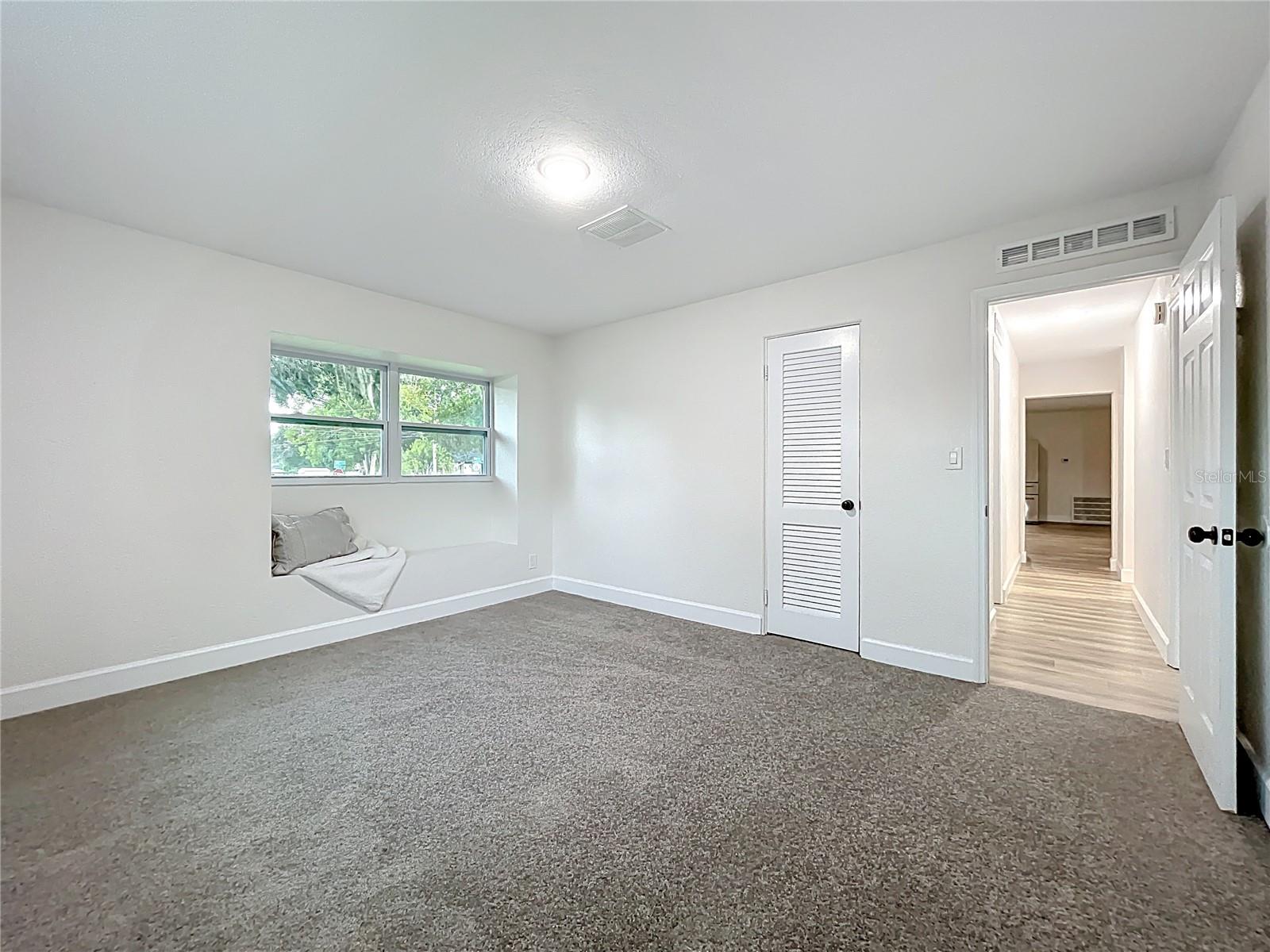 BEVERLY TERRACE DEDICATED AS MIRROR LAKE FIRST ADD - Residential