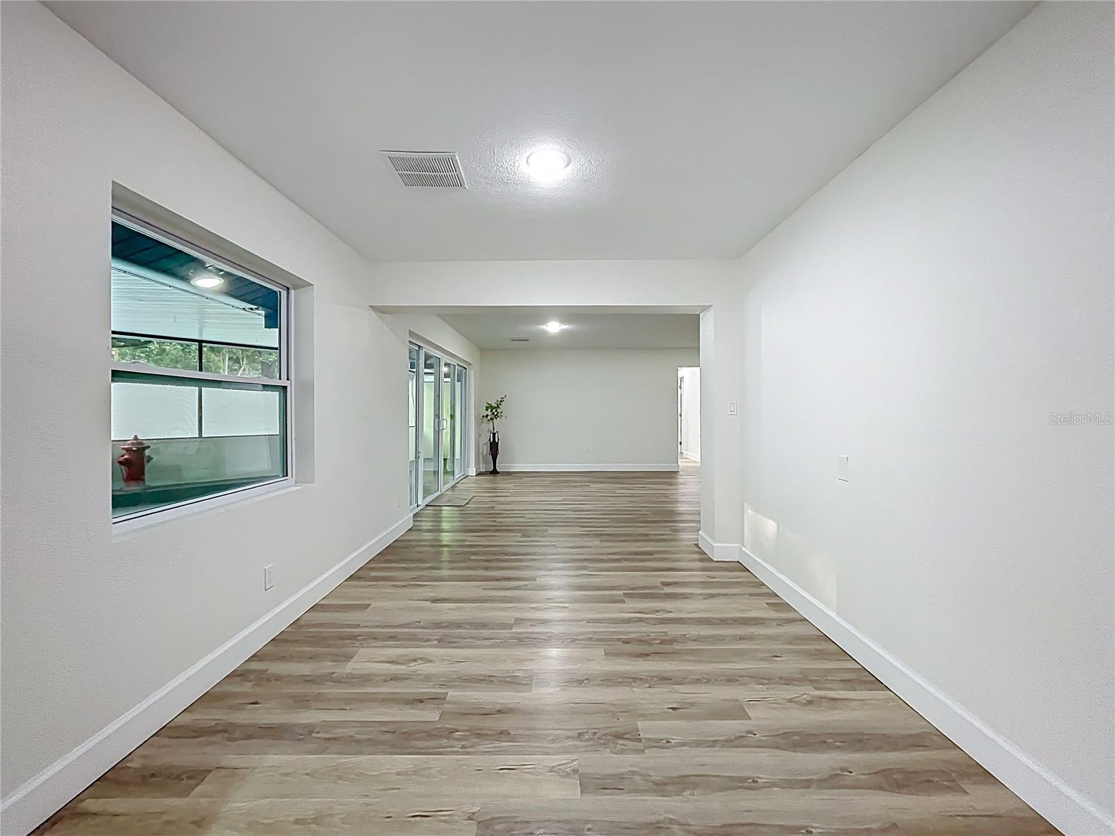 BEVERLY TERRACE DEDICATED AS MIRROR LAKE FIRST ADD - Residential